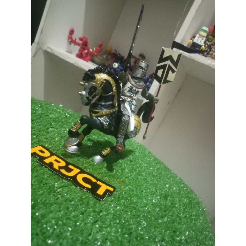 figure kesatria original papo.