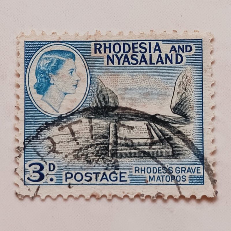 

(AD) Perangko Rhodesia dan Nyasaland 1958 Queen Elizabeth II Pictorials - Rhodes's grave 3 penny Used