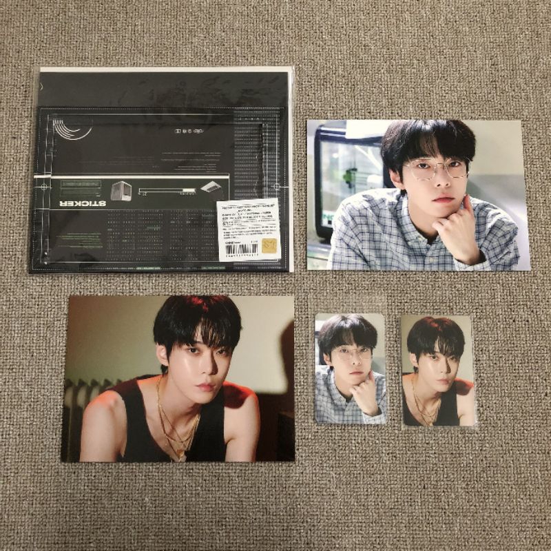 DOYOUNG NCT POSTCARD + PHOTO FRAME SET