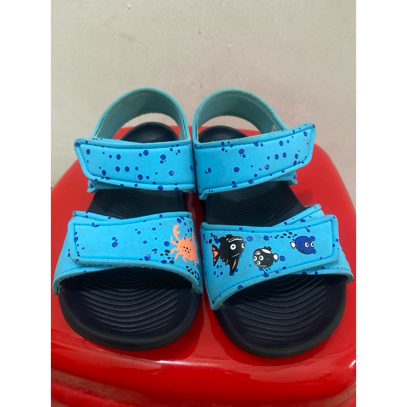 Sepatu anak Adidas preloved