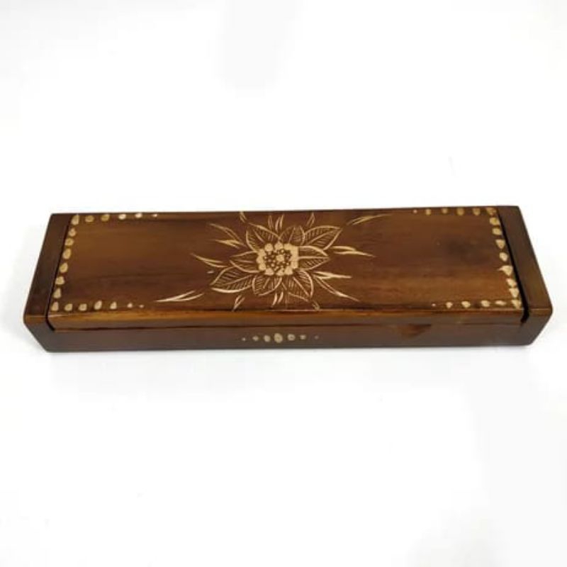 

kotak pensil kayu jati ukirr