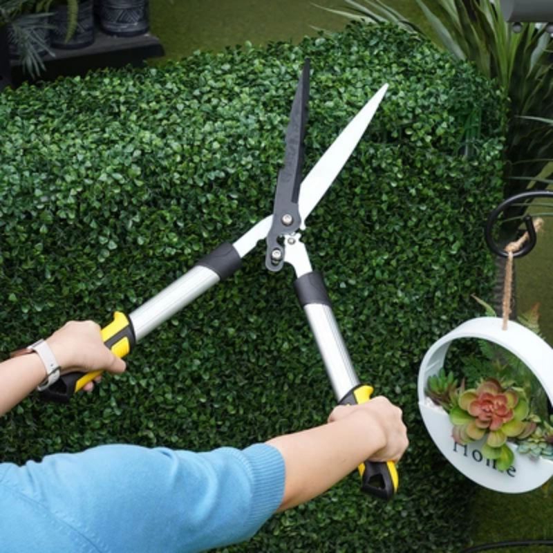 Gunting rumput 67cm krisbow , gunting tanaman