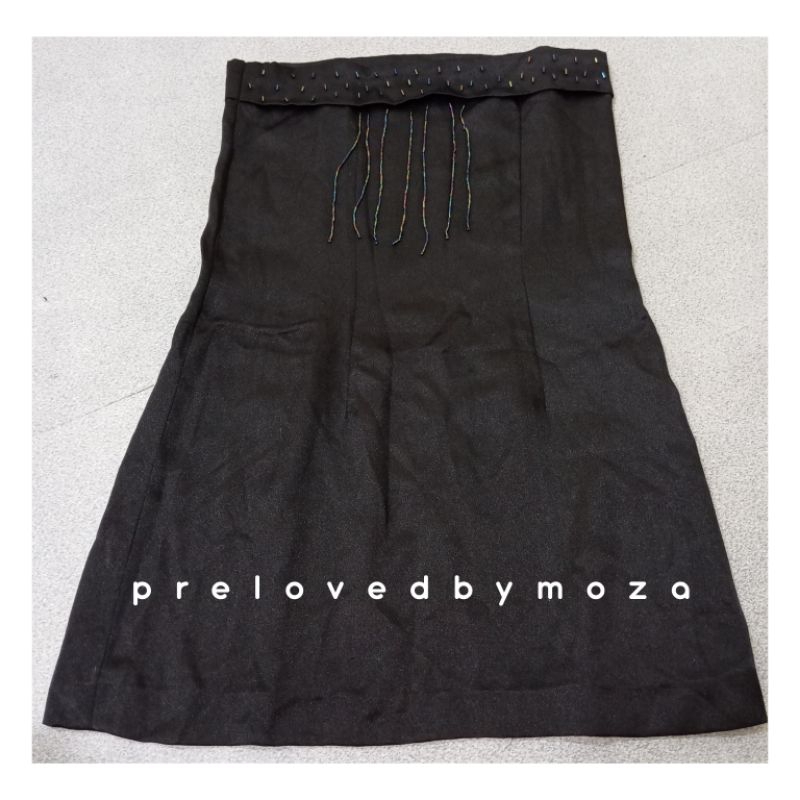 (Preloved) Rok Pendek Hitam Payet / Rok Payet / Rok Hitam / Rok Pendek Hitam / Rok Kerja Hitam Pende