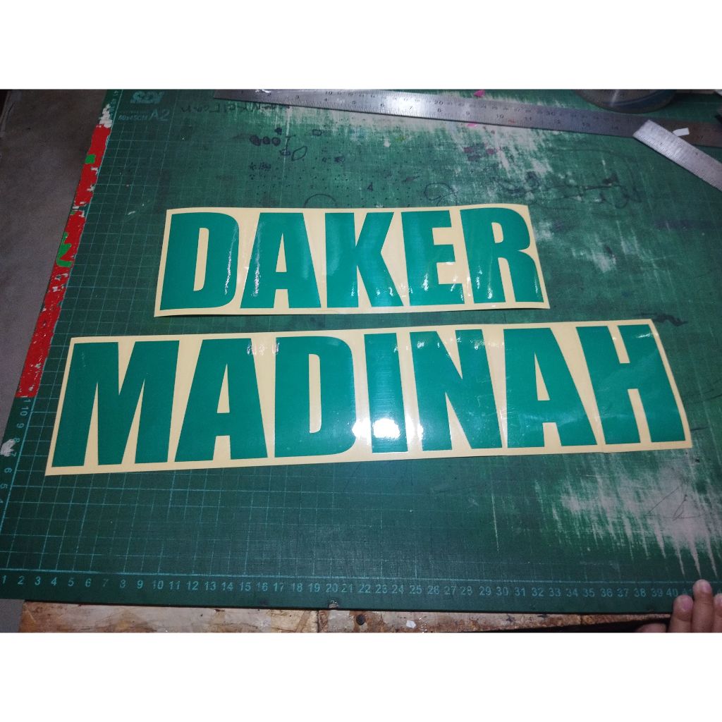 

STIKER BENTUK ANGKA DAN TULISAN UK TINGGI 11 CM BAHAN REVLEKTIVE