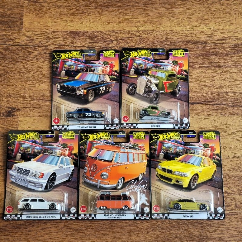 Hot Wheels Premium Bolevard Bundle Set