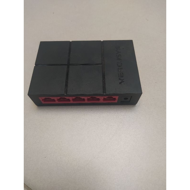 Mercusys MS105G 5 port Gigabit rusak