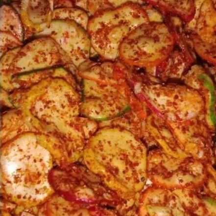 

TERMURAH 1 KG SEBLAK KRUPUK PEDAS DAUN JERUK