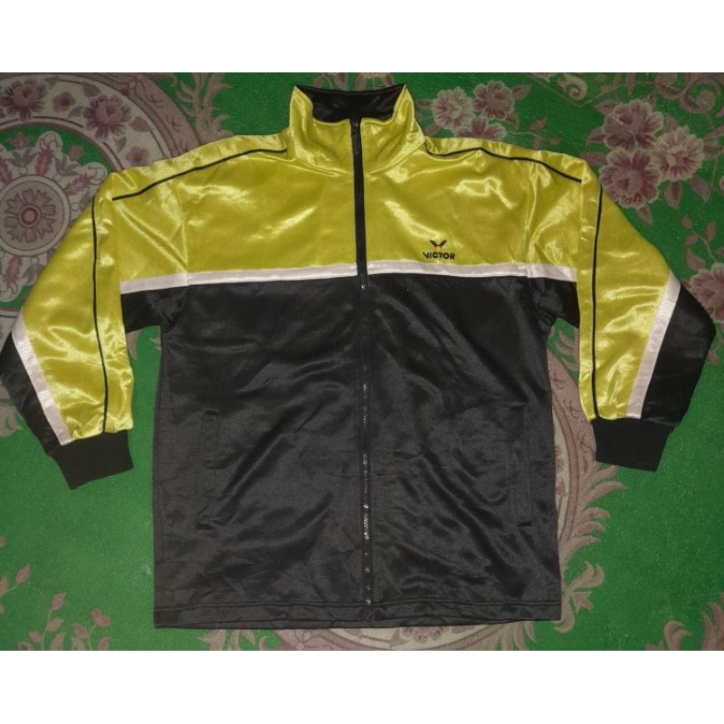 Jaket Victor