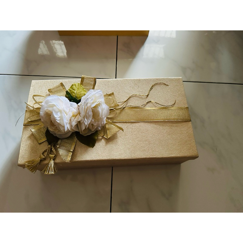 

box exclusive untuk hampers perhiasan atau hantaran
