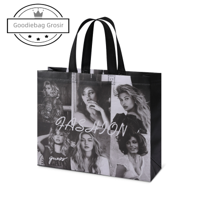 

Goodie bag-Tas Jinjing - Tas Belanja - Tas Spunbond - Tas Souvenir - Tas Jinjing Wanita - Tas Lipat - Tas Kado - Kantong Belanja A04