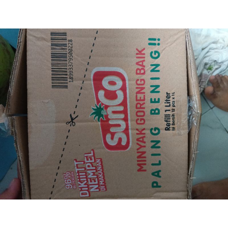 

Minyak Sunco 1L per karton (isi 12)