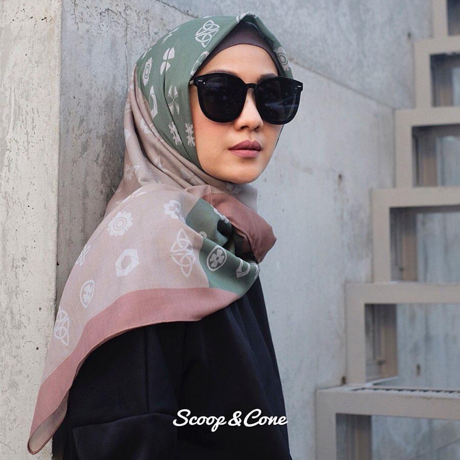 HIJAB SEGI EMPAT | SCOOP & CONE BY MONEL