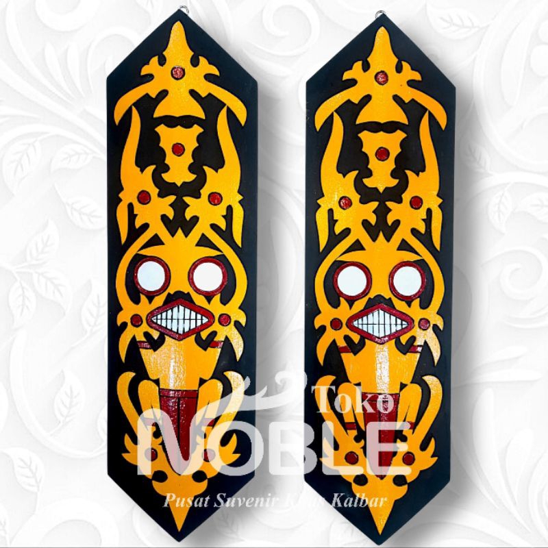 Tameng Besar Motif Dayak