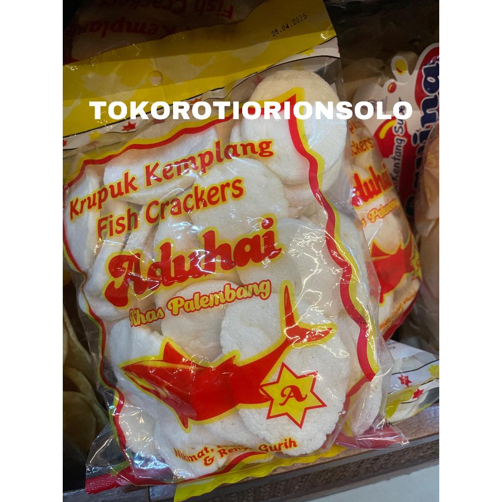 

Krupuk Kemplang / Fish Crackers Aduhai Khas Palembang - Orion Solo