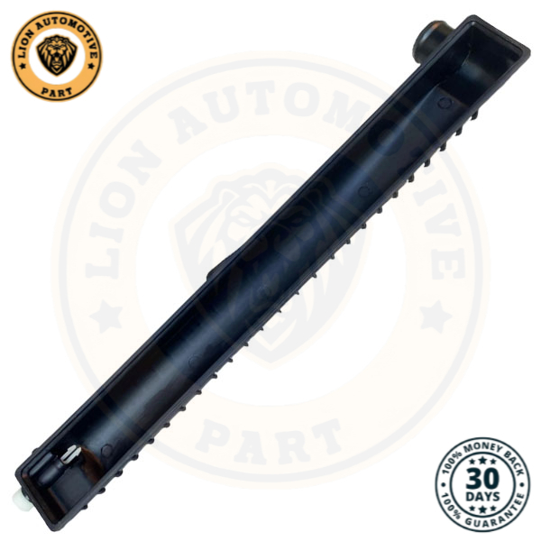 Upper Tank Radiator Mercy E300 1995-2002 - (L-7877)