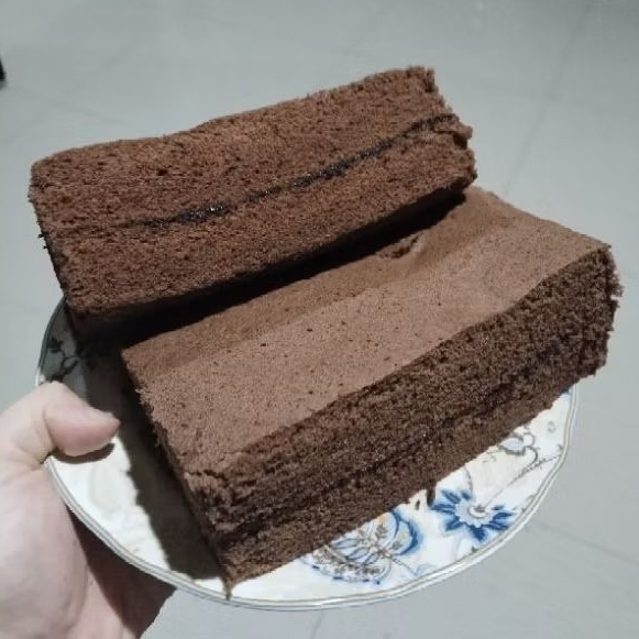 Brownies Kukus Coklat ukuran 18 × 9cm