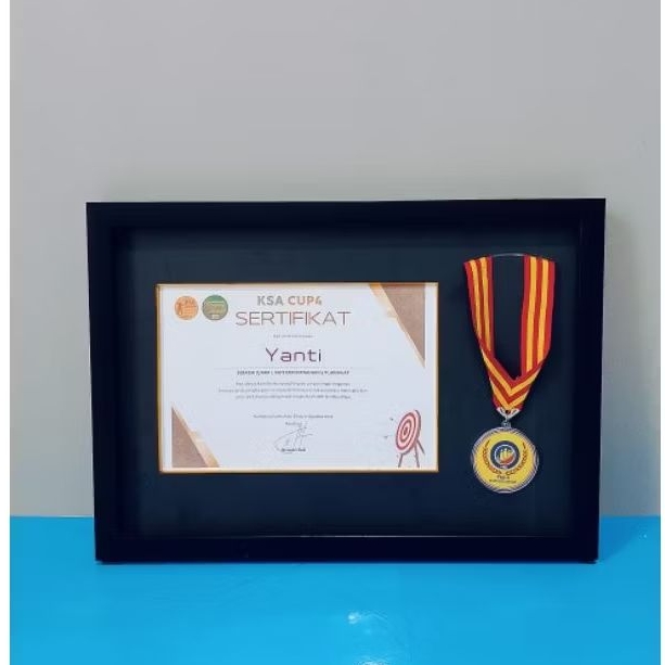 Bingkai Sertifikat A4  Dan Medali