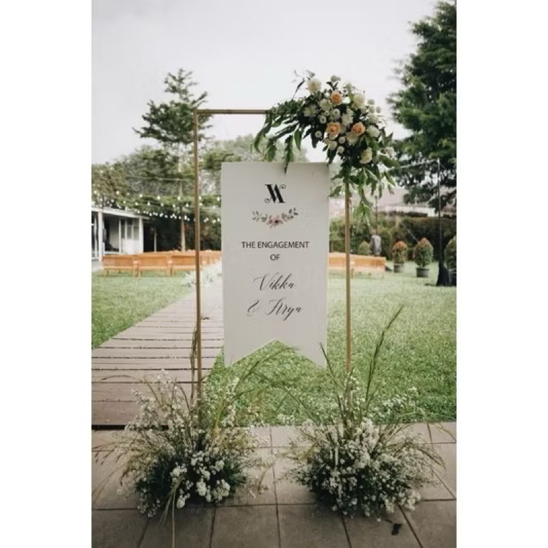 Welcome Hanger Gawang Besi Backdrop Dekor Wedding