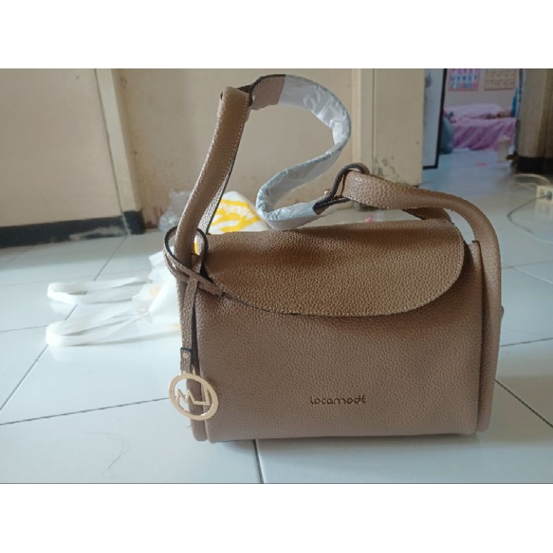 preloved Locamode Tas Selempang Kulit Coklat