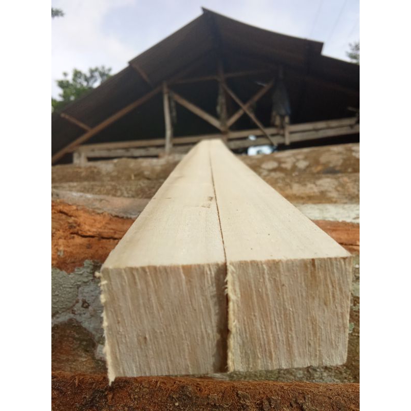 KASO KASO KAYU UKURAN 5X5CM PANJANG 2METER SOLID