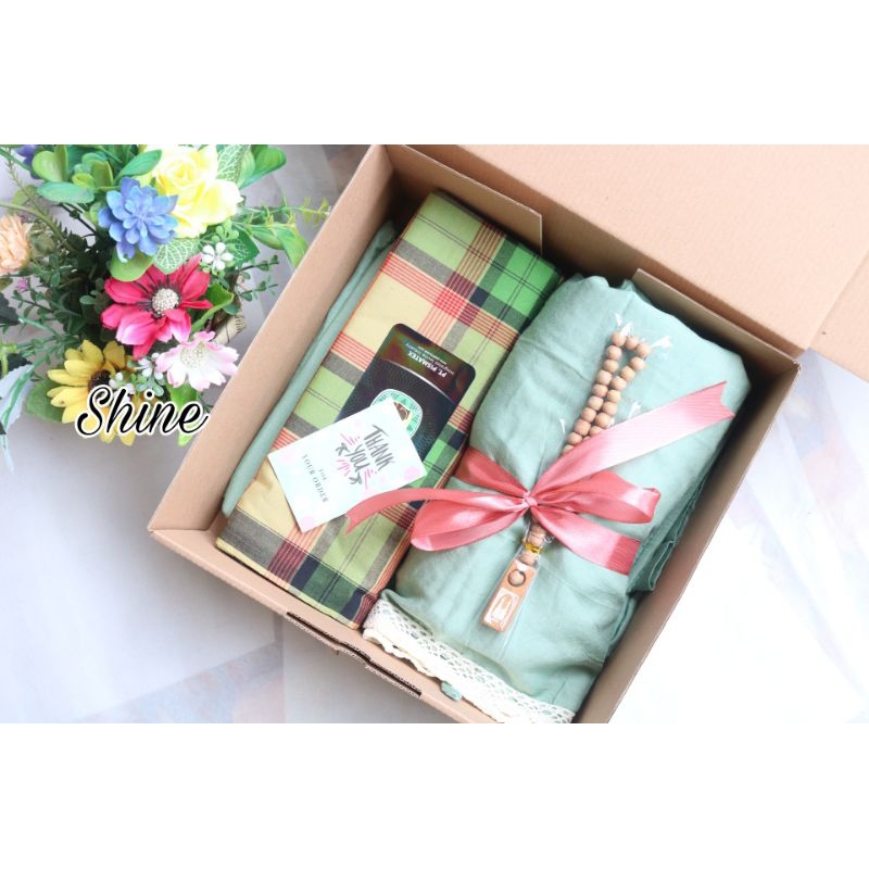 paket mukena/paket mukena sarung/hampers lebaran
