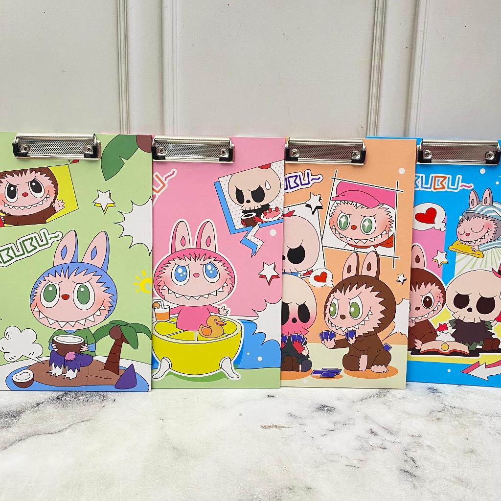 

MN-1750 Papan Ujian Motif Kartun Labubu / Papan Jalan Terbaru Cover Labubu Lucu Unik Harga Termurah / Papan Ujian Dengan Penjepit Bisa cod