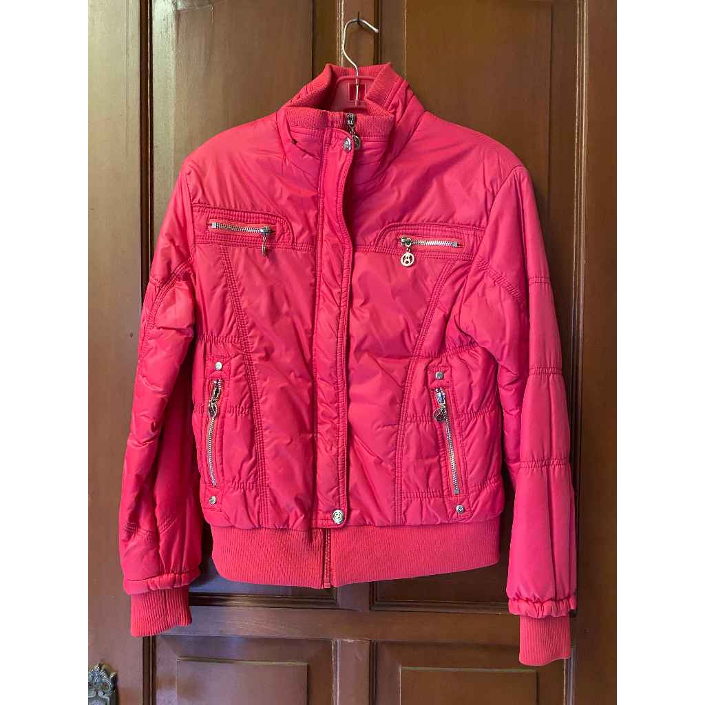 Preloved Jaket Wanita Warna Pink.