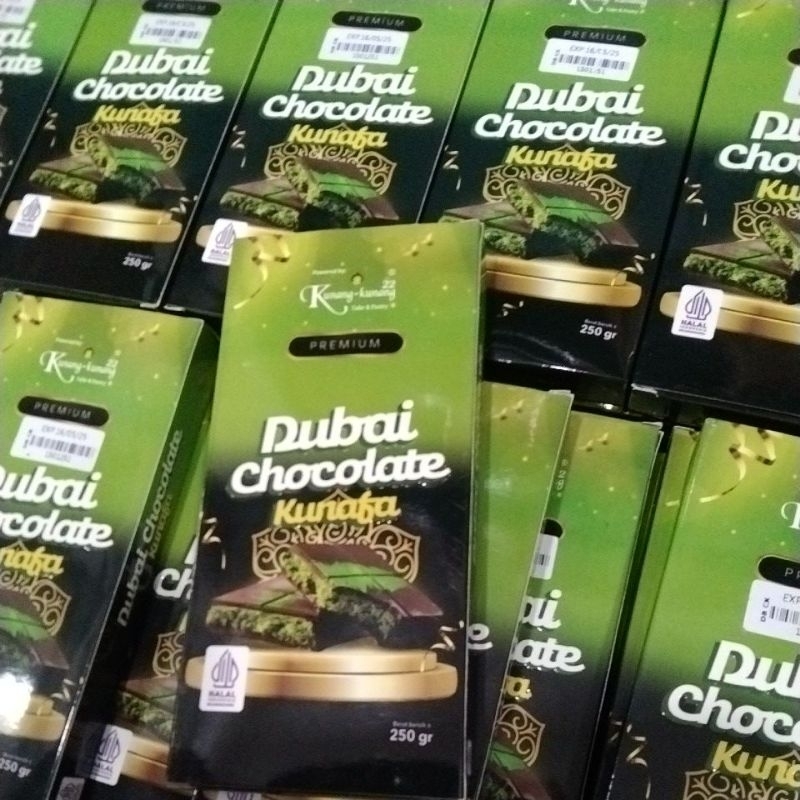 

Cokelat Dubai Pistachio 250g