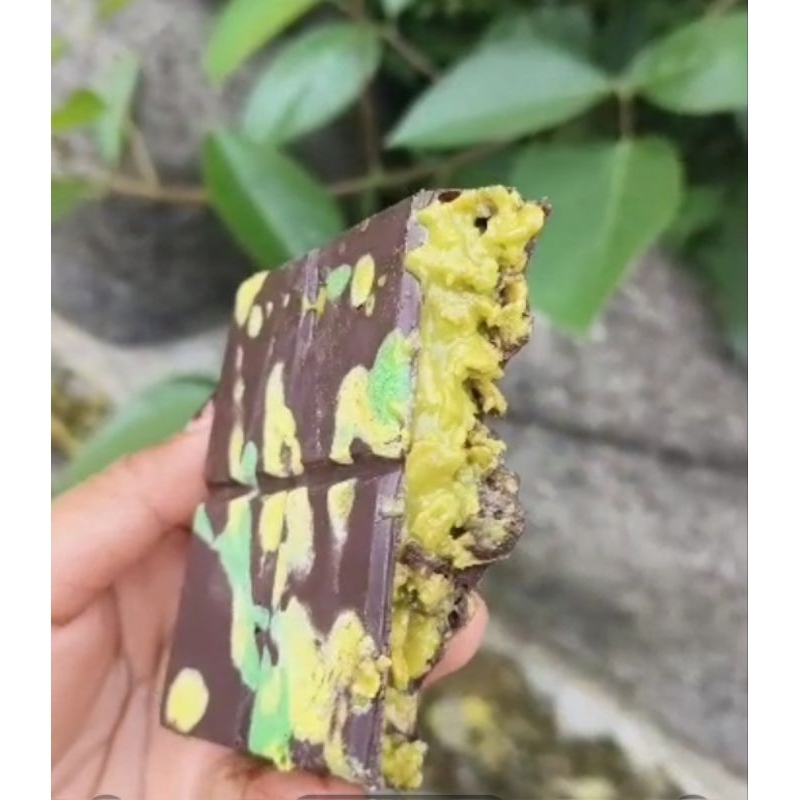 

Coklat Dubai Viral "NF