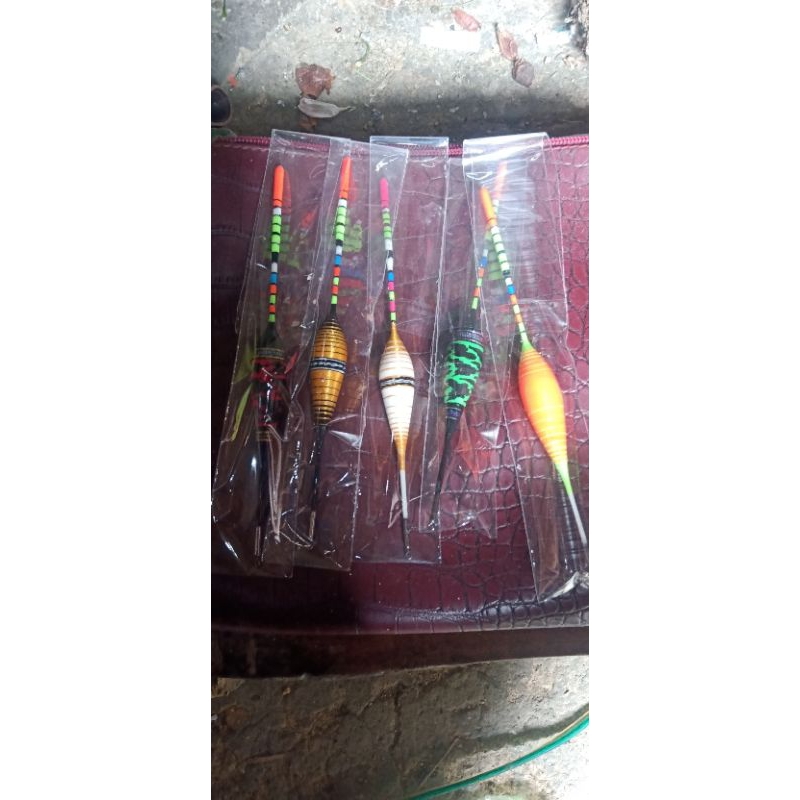 pelampung.pancing.kayu.balsa.17cm