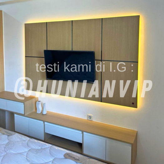 Backdro tv hpl minimlais / kabinet rak tv terpasang