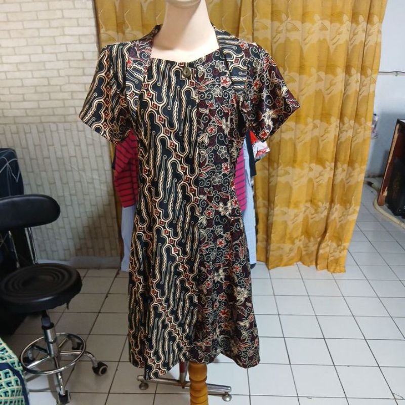 Gaun Batik Wanita Lengan Pendek