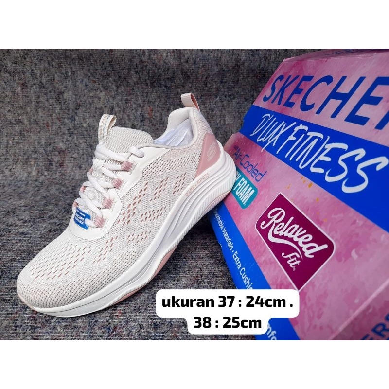 Skechers Sepatu Olahraga Relaxed Fit