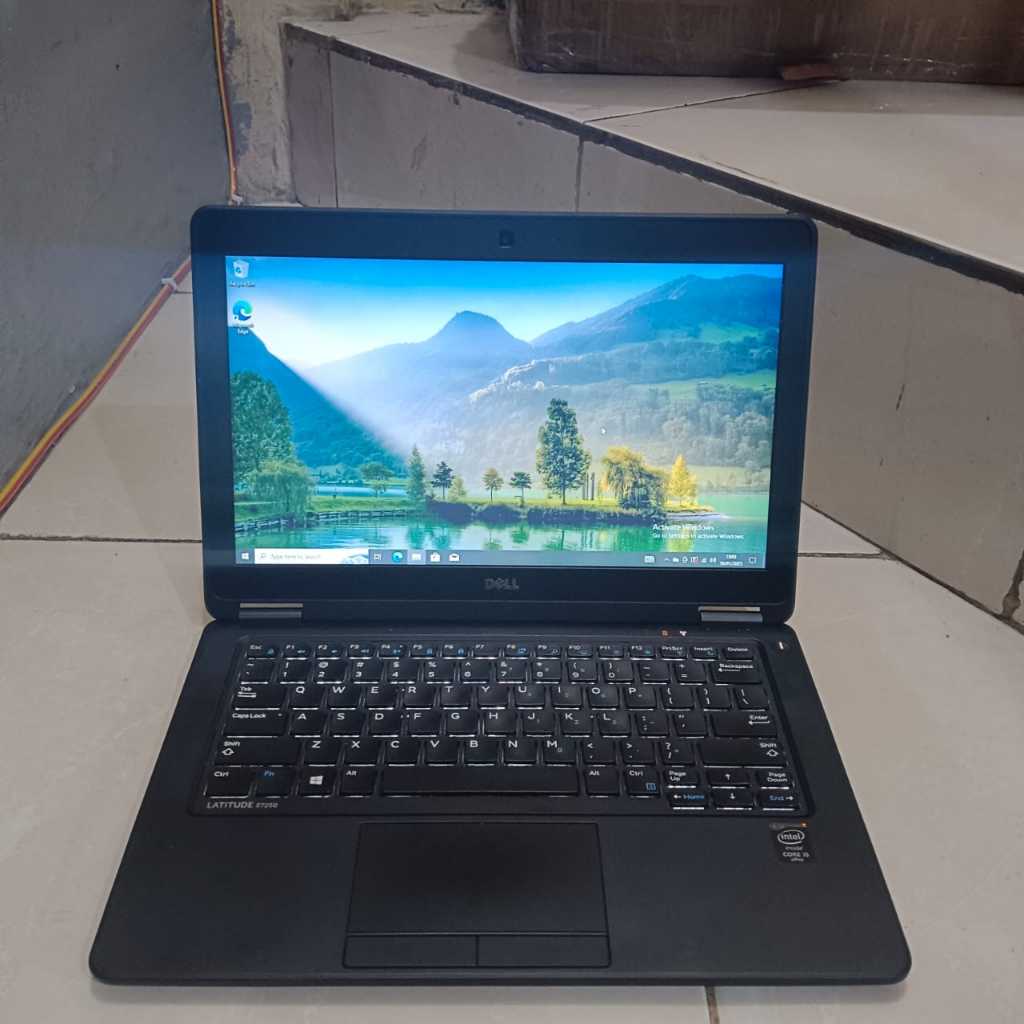 Dell latitude E7250,Core i5-5300U,8SSD/128GB,#Backlight,Black