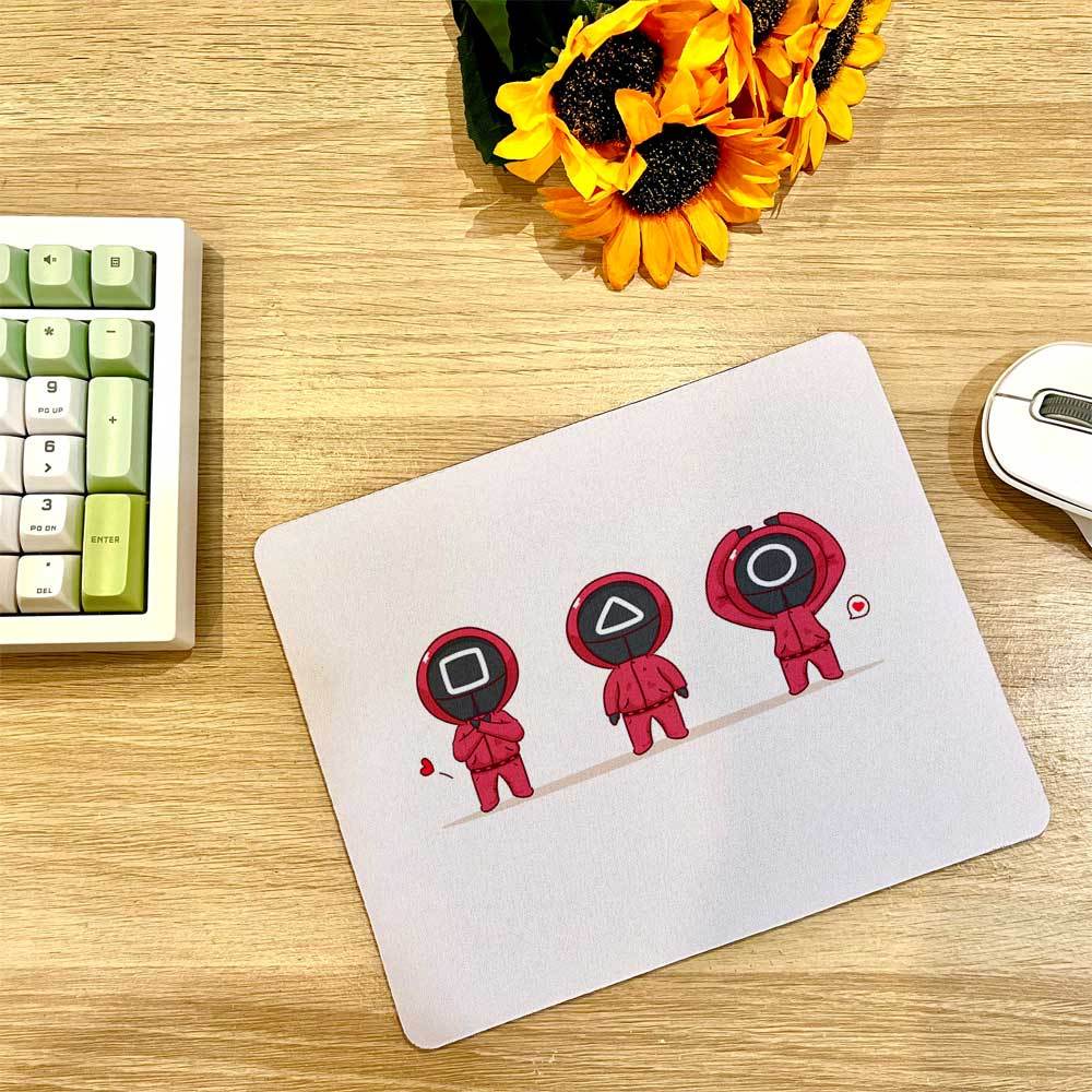 Mouse Pad Squid Game Pink Guard [MP 002]