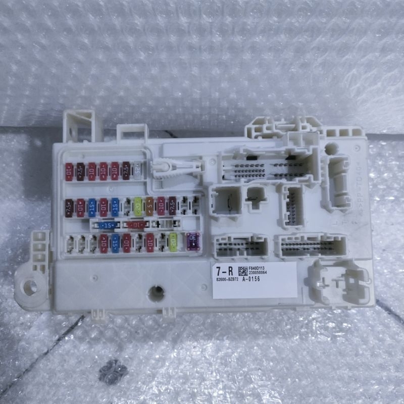 box sikring fuse box Daihatsu granmax 82600-bzb72