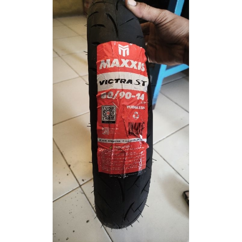 Ban maxxis victra 80/90 ring 14 tubeless