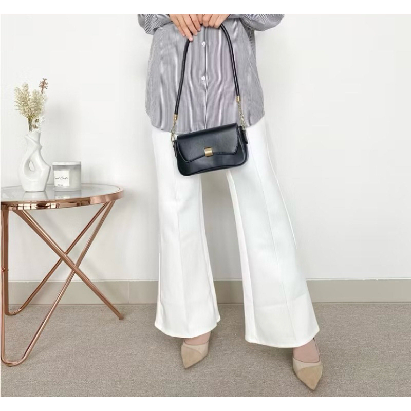 

CELANA SCUBA CUTBRAY DEWASA WANITA SLIM FIT