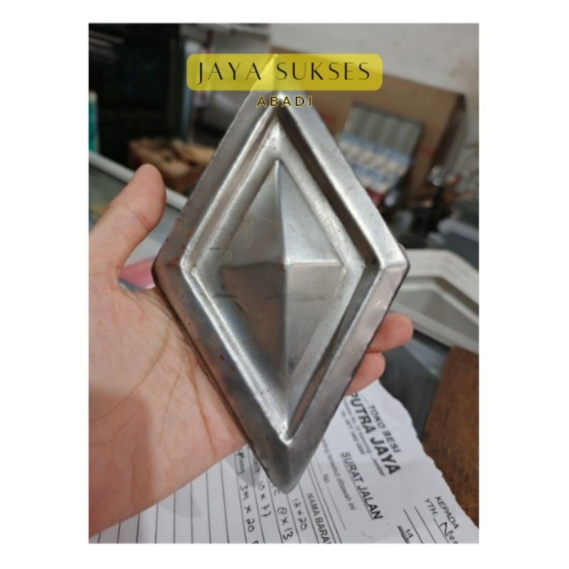 Ornamen hiasan pagar wajik besar aksesoris pagar