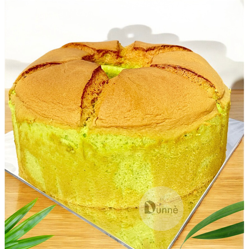 

DUNNE - Chiffon Cake Pandan | Hampers Imlek | Bolu Chiffon