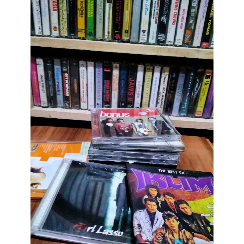 KASET CD ORIGINAL KLA PROJECT INKA CHRISTIE UNGU ARI LASSO IKLIM CHRISYE BARANG JADUL BARANG UNIK BA