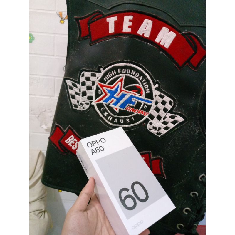 Oppo A60 8/128 GB garansi resmi