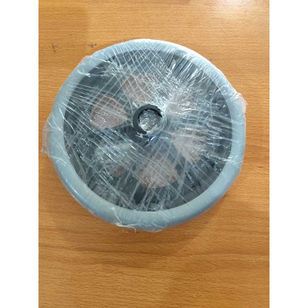 Ban mati kursi roda bagian depan