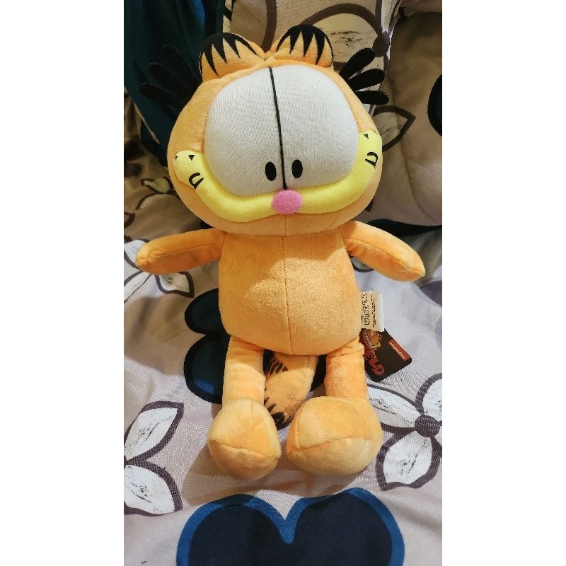 boneka Garfield