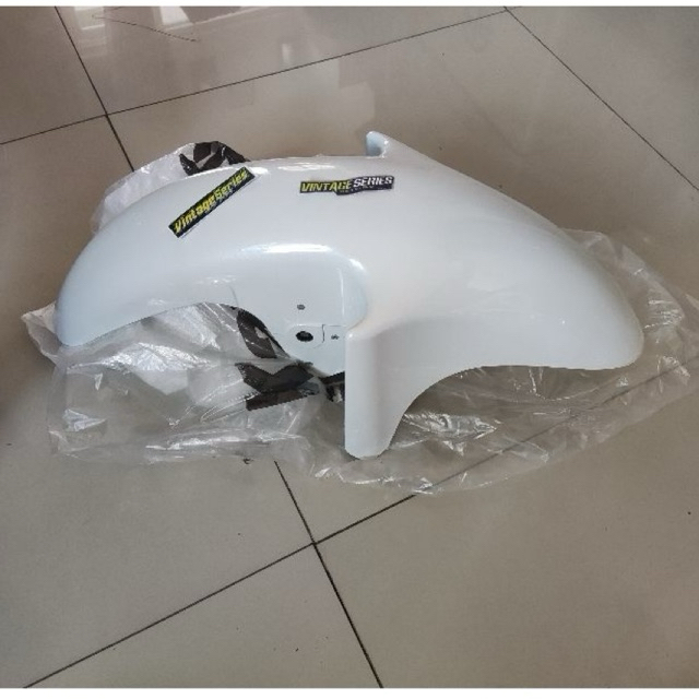 spakbor depan ninja RR Putih -14H slebor depan ninja RR New WARNA Putih original kode -14H