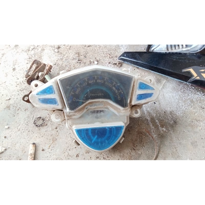 speedometer  xeon karbu copotan