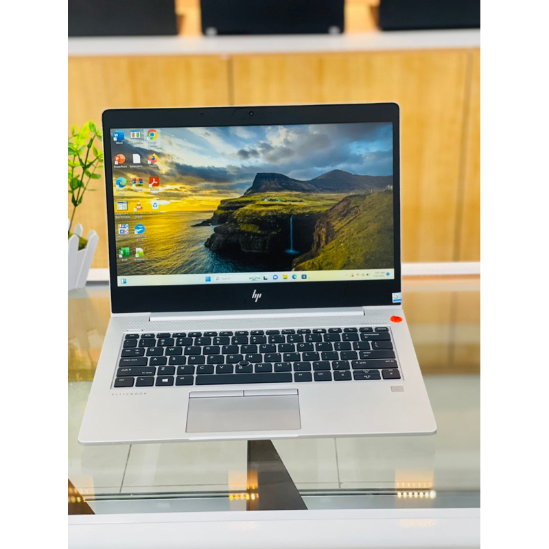 Laptop hp elitebook 735 G5 Amd Ryzen 5 Pro 2500U ram 8gb Ssd 256gb