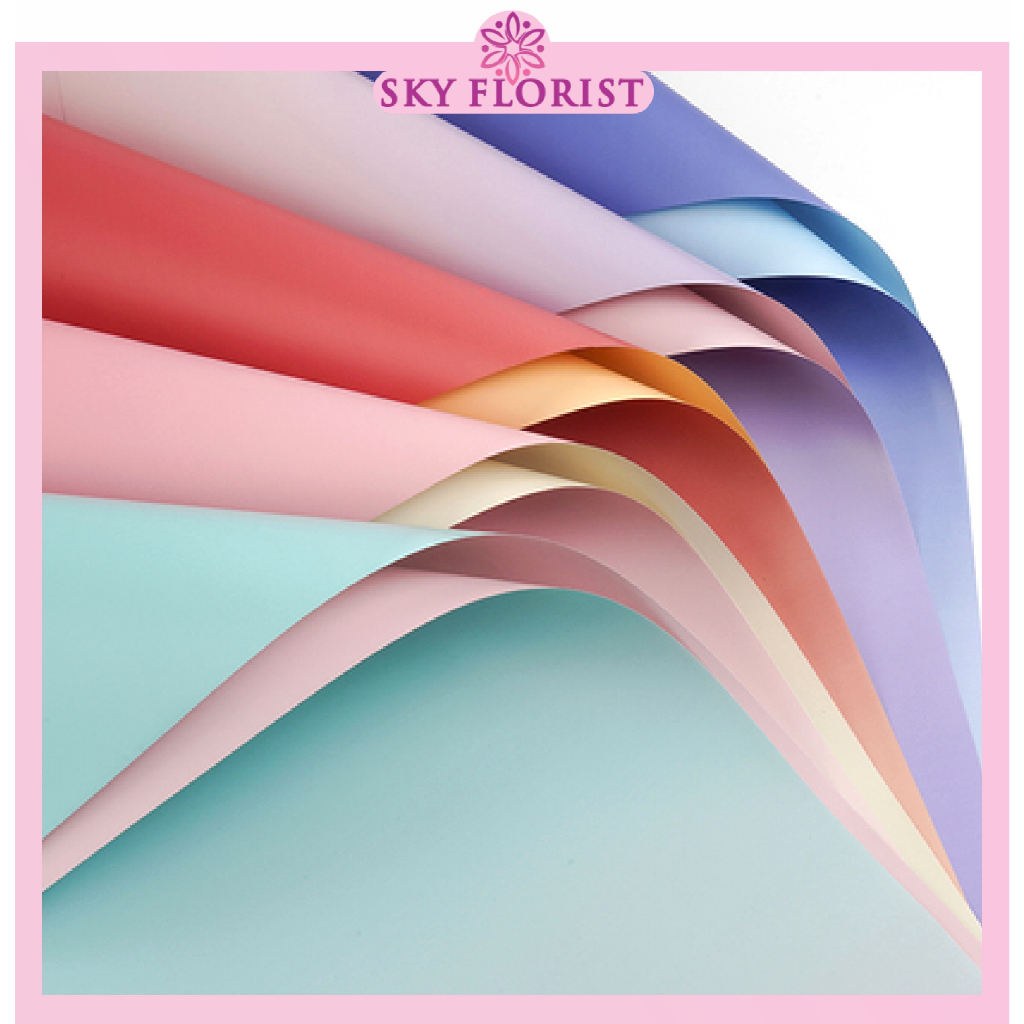 

Kertas Buket Bunga Gradasi Cellophane Gradient Matte Double Border Flower Wrapping KB6174