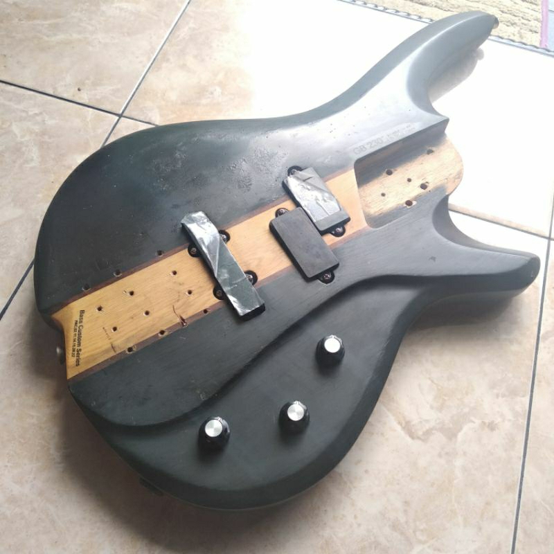 MURAH, 400k SAJA  body gitar bass elektrik Original GILLMORE, includ pickup BARU + wiring set