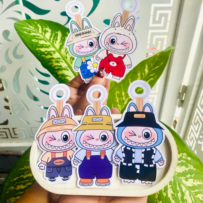 

Amplop 3D model labubu gantungan Lebaran - Amplop imlek Amplop natal bentuk Labubu